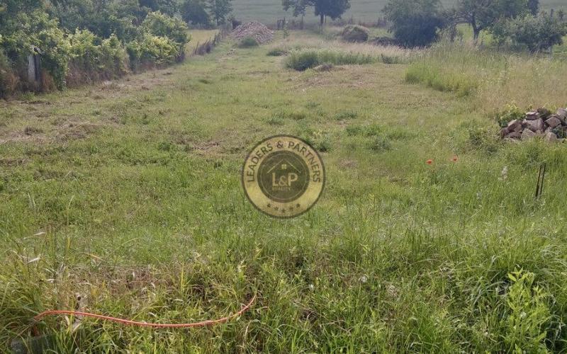 Na predaj 26 árový pozemok v Majcichove