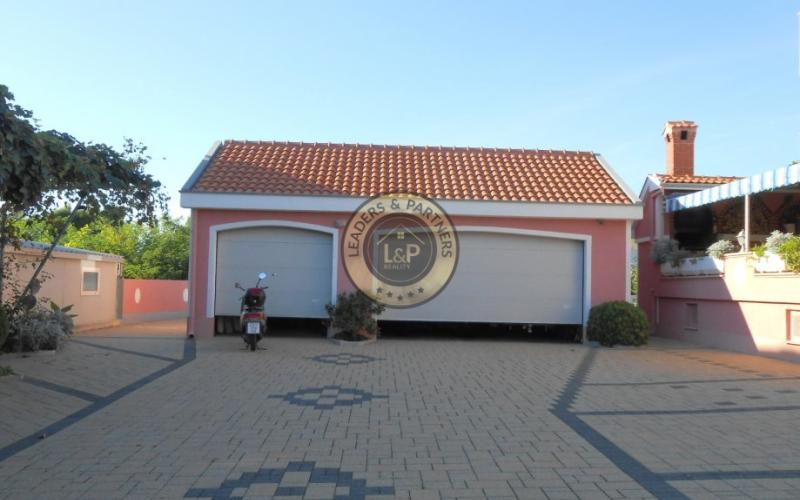 ZADAR - DIKLOVAC, Vila na predaj, atraktívna obchodná investícia