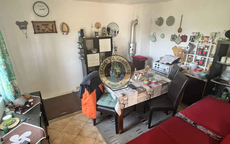 Murovaná chata Vráble