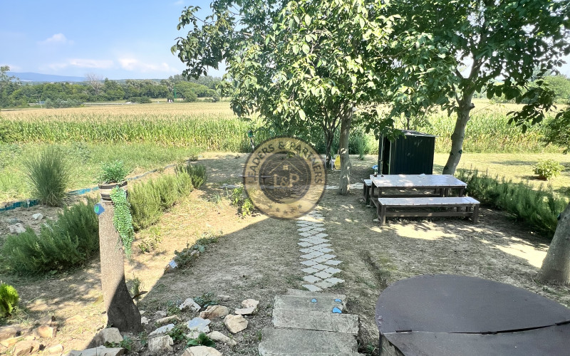 Murovaná chata Vráble