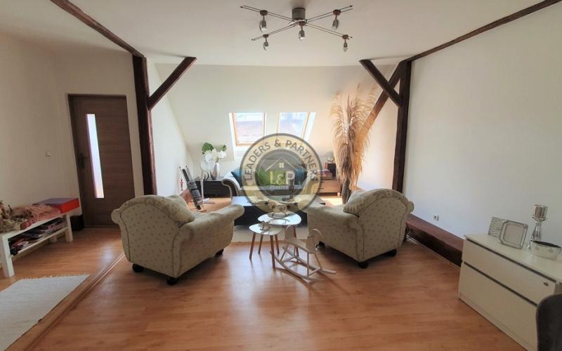 PREDAJ: veľký poschodový rodinný dom v Poprade - Matejovce s garážou a zasklenou verandou