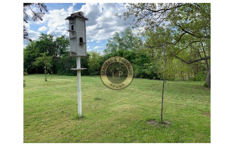 Krásny rodinný dom s veľkorysým pozemkom v obci Abaújvár.