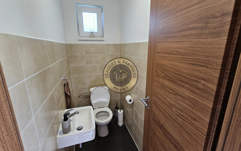 Na predaj 4 -izbový rodinný dom v Senci