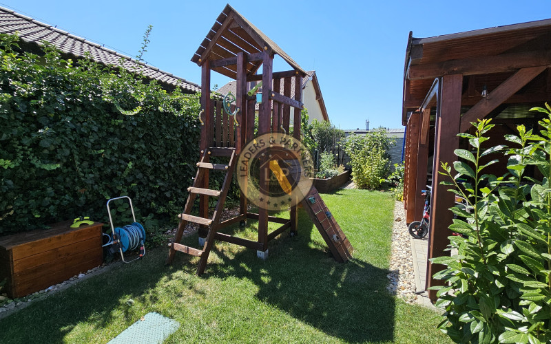 Na predaj 4 -izbový rodinný dom v Senci