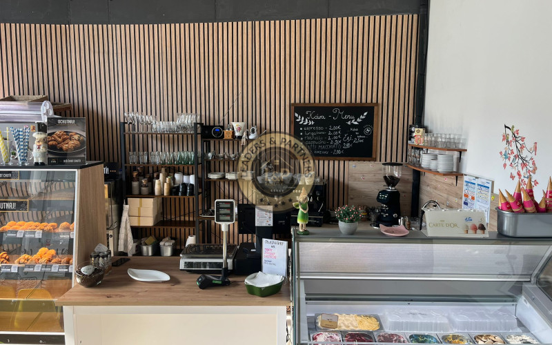 Predaj! KAVIAREŇ-CUKRÁREŇ Rača, 25000eur. Po zľave.