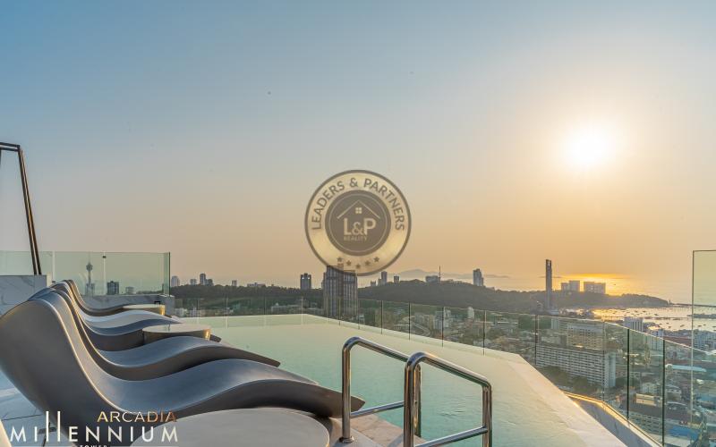 Apartmánový komplex Arcadia Milennium Tower, Pattaya-Thajsko