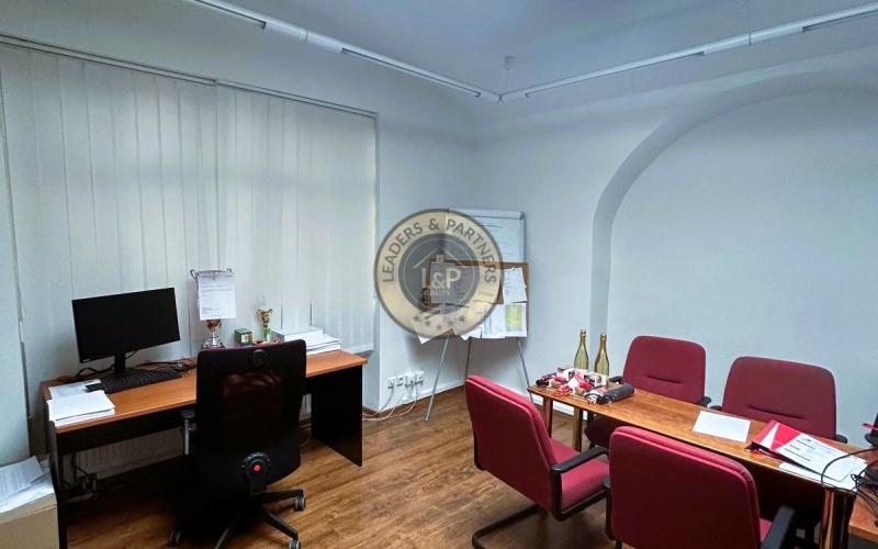 PRENÁJOM Priestorov na Hlavnej ulici - Prešov