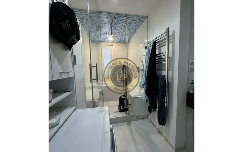 Na predaj nadštandardne zrekonštruovaný 3,5 izbový byt v Seredi na Pažitnej ulici.