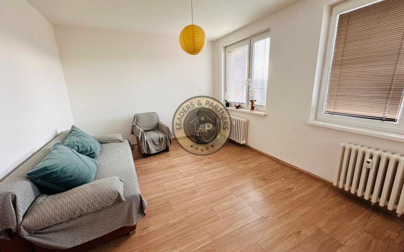 NA PREDAJ: 3-izbový byt v Hlohovci na Podzámskej ulici