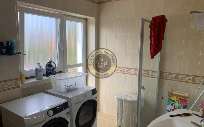 5 izbový rodinný dom na Predaj v Rovinke