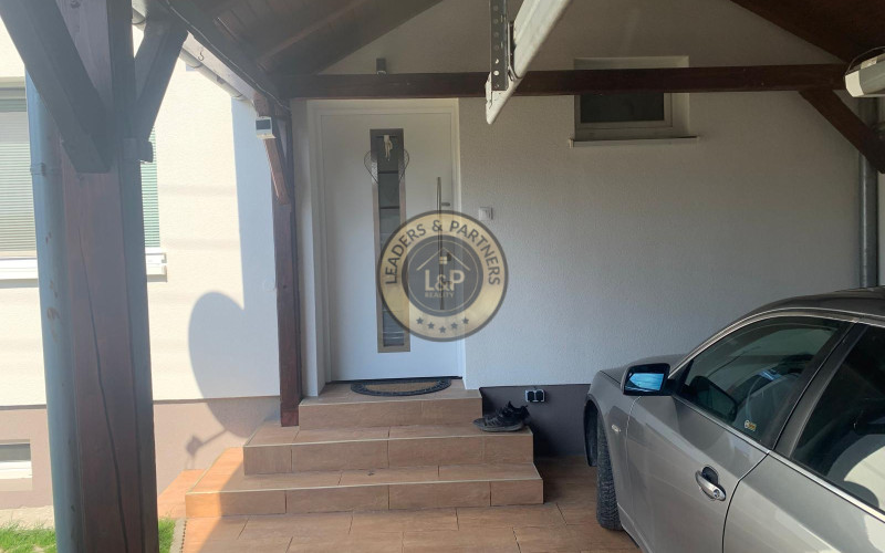 5 izbový rodinný dom na Predaj v Rovinke