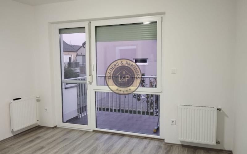 PREDAJ 2izbový byt Rajka.