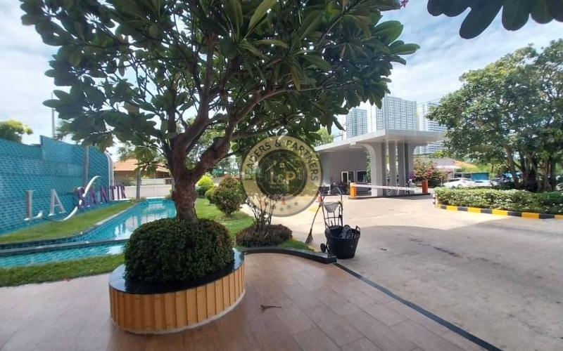 Thajsko-Pattaya-2izbový byt-La Santir Condo