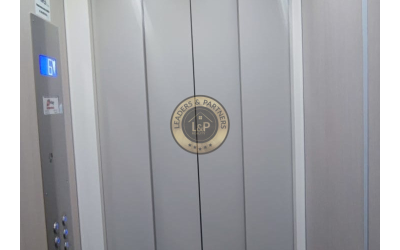 PREDAJ veľký zrekonštruovaný 2-izb.byt, komplet zariadený, v  blízkosti  Lesoparku