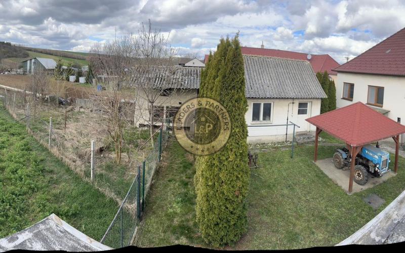 PREDAJ: 3izbový zachovalý domček, Pastuchov