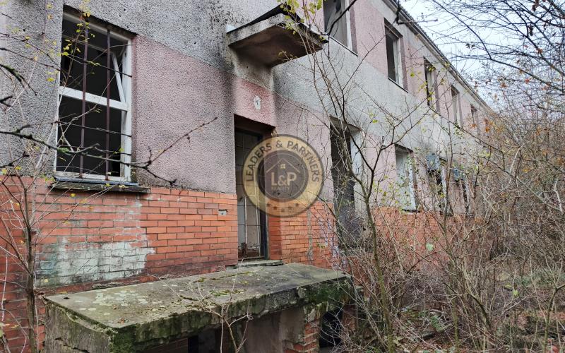 2 podlažná budova Alekšince-Lahne