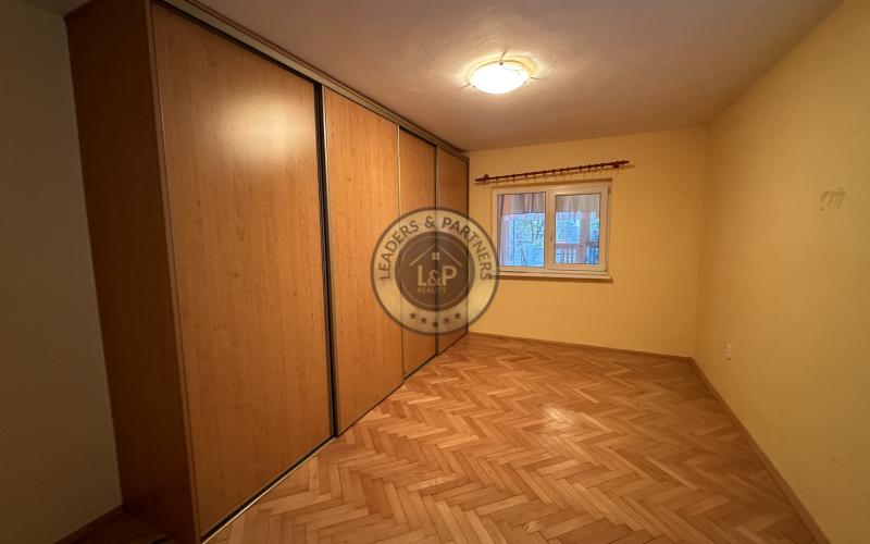 Rekreačná chatka na celoročné užívanie NA PREDAJ