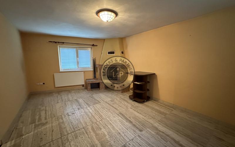 Rekreačná chatka na celoročné užívanie NA PREDAJ