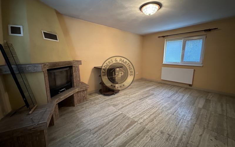 Rekreačná chatka na celoročné užívanie NA PREDAJ