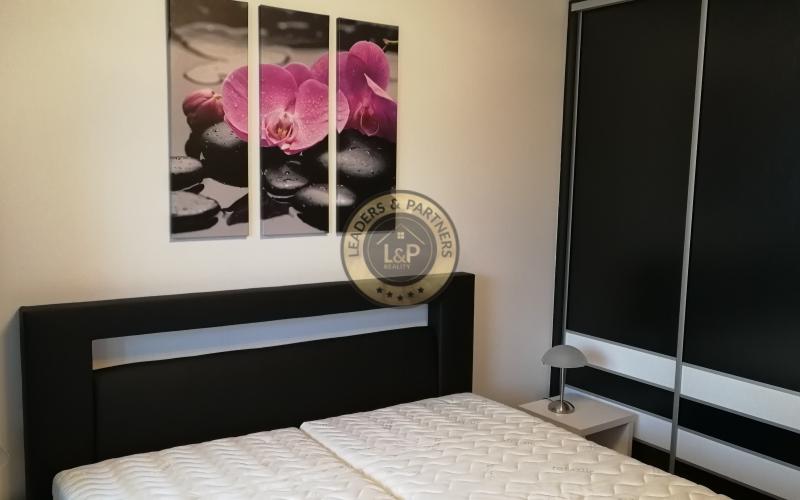 Na prenájom 2-izbový byt v Arborii s parkovaním v garáži