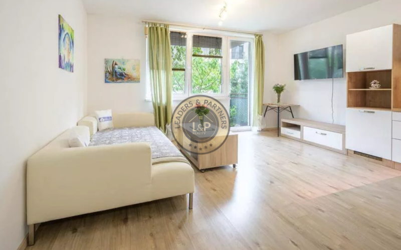 2 izbový byt s balkónom na prenájom