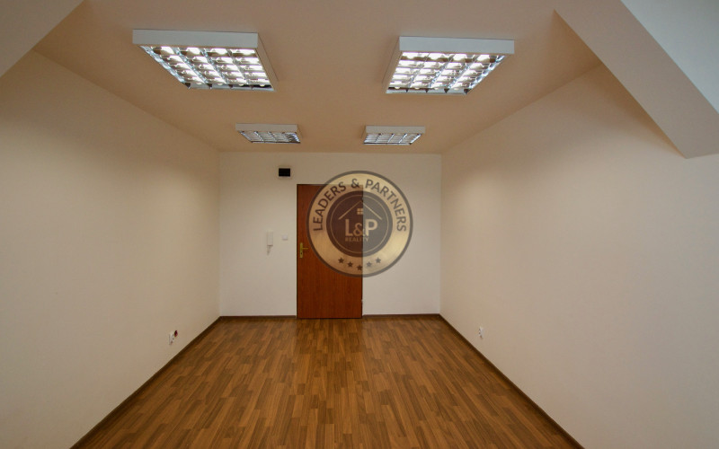 Na prenájom kancelária 21 m², Moyzesova ul., Košice-Staré Mesto