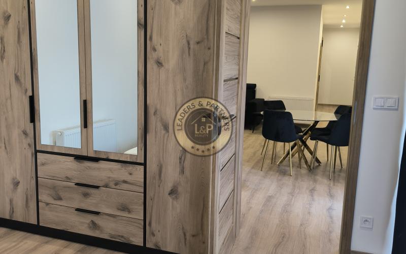 Prenájom 3 izbový byt s veľkou terasou