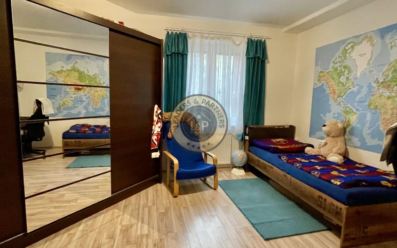 REZERVOVANÝ! Na predaj priestranný 3-izbový byt v Pezinku na Muškátovej ulici.