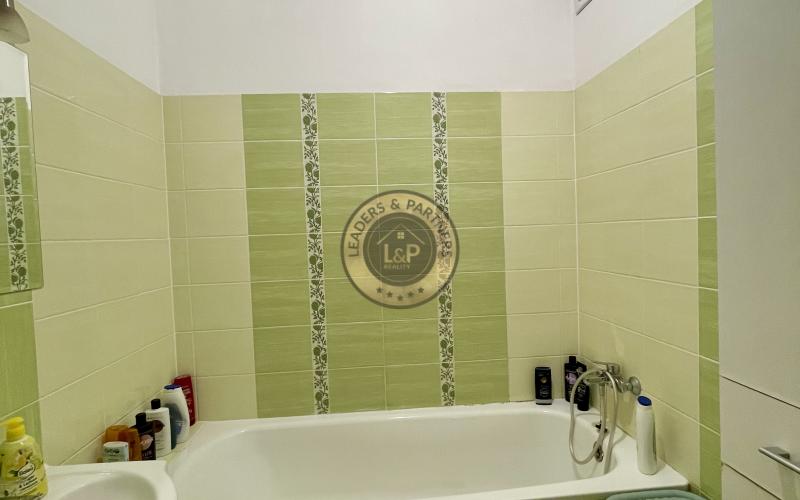 REZERVOVANÝ! Na predaj priestranný 3-izbový byt v Pezinku na Muškátovej ulici.