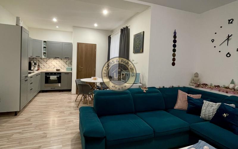 REZERVOVANÝ! Na predaj priestranný 3-izbový byt v Pezinku na Muškátovej ulici.