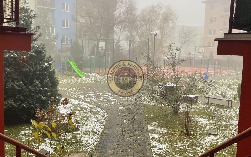 REZERVOVANÝ! Na predaj priestranný 3-izbový byt v Pezinku na Muškátovej ulici.