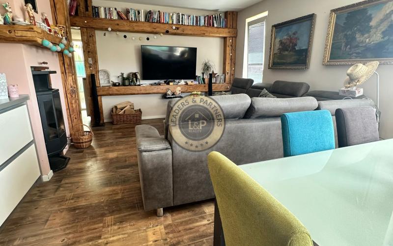 Na prenájom 7 izbový RD-CHORVÁTSKY GROB, 250 m2
