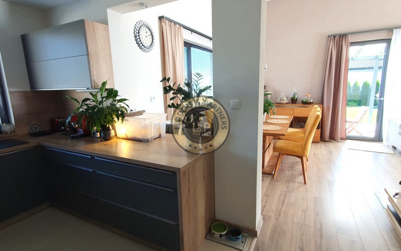 PREDAJ: 5 r. novostavba 5 izb. rodinný dom 242 m2 Batizovce