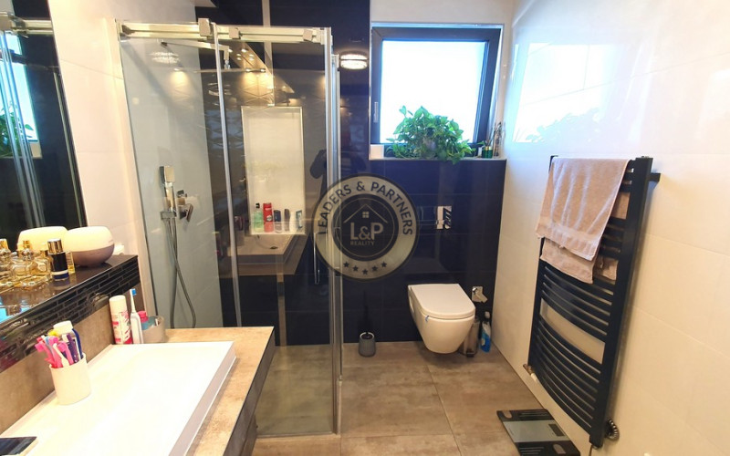 PREDAJ: 5 r. novostavba 5 izb. rodinný dom 242 m2 Batizovce