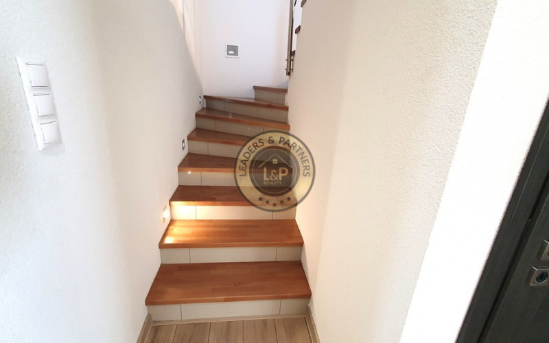 PREDAJ: 5 r. novostavba 5 izb. rodinný dom 242 m2 Batizovce