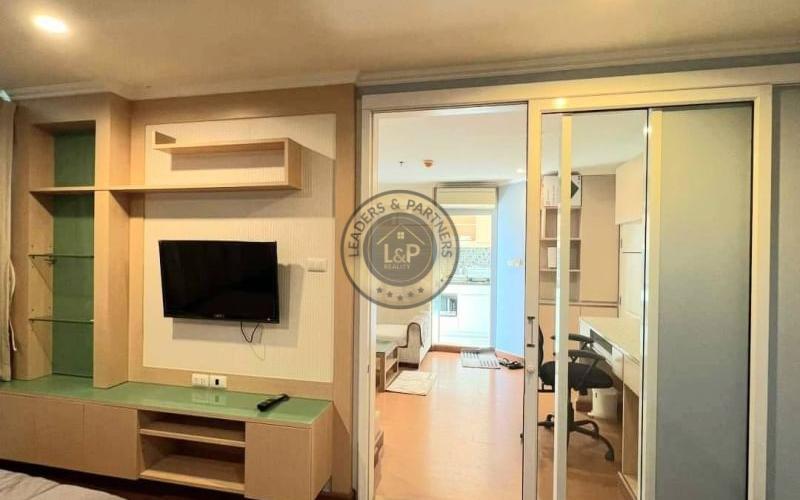 Thajsko-North Pattaya-Sukhumvit-2 izbový byt s nájomníkom