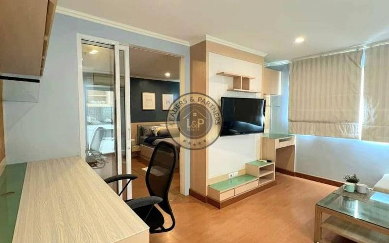 Thajsko-North Pattaya-Sukhumvit-2 izbový byt s nájomníkom