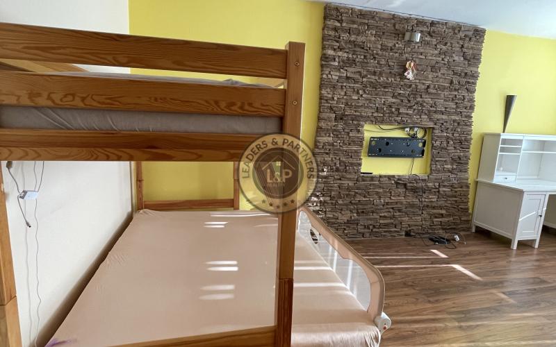 Na predaj priestranný 3-izbový byt na Jiráskovej ulici