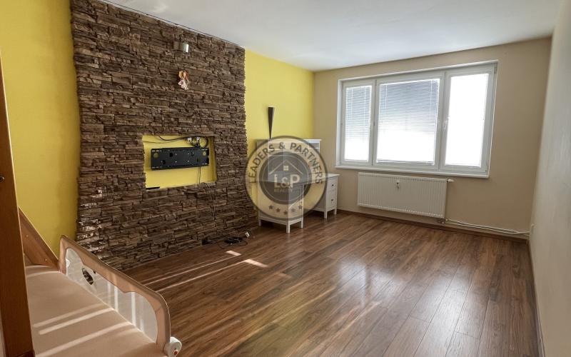 Na prenájom 3-izbový byt na Jiráskovej ulici