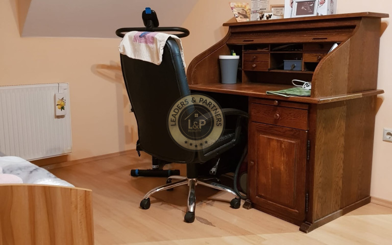 PREDAJ rodinný dom s kvetinárstvom Rajka