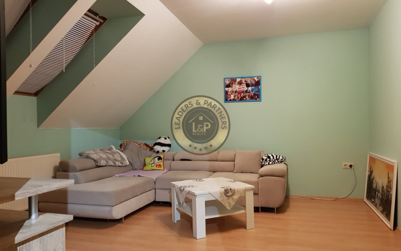 PREDAJ rodinný dom s kvetinárstvom Rajka