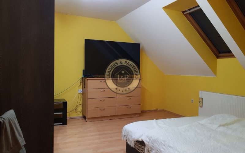 PREDAJ rodinný dom s kvetinárstvom Rajka