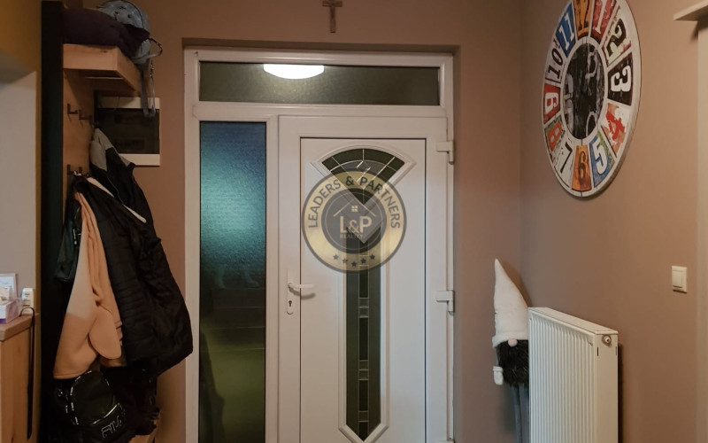 PREDAJ rodinný dom s kvetinárstvom Rajka