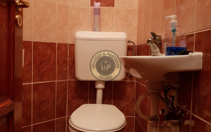 PREDAJ rodinný dom s kvetinárstvom Rajka