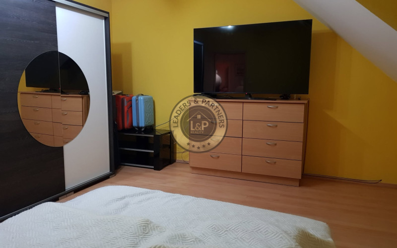 PREDAJ rodinný dom s kvetinárstvom Rajka