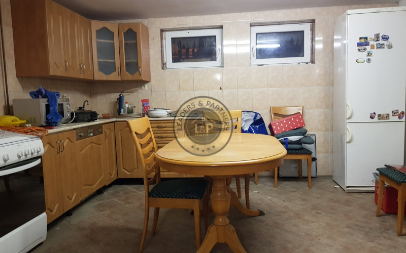 PREDAJ rodinný dom s kvetinárstvom Rajka