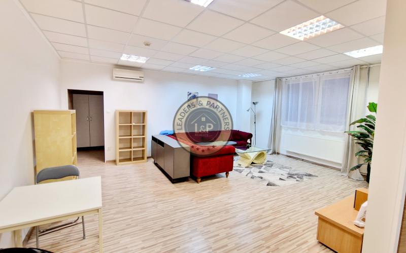 *PRENÁJOM* v centre Piešťan, 70m2