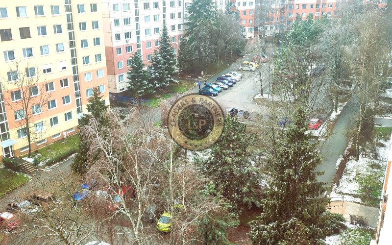 Na predaj priestranný 4 izbový byt s loggiou, ulica Bauerova.