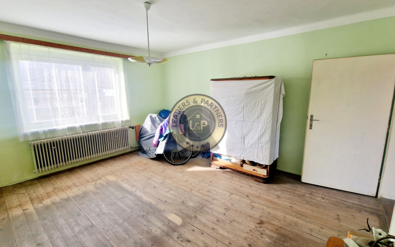 Na predaj starší rodinný dom Bašovce