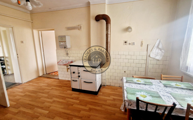 Na predaj starší rodinný dom Bašovce